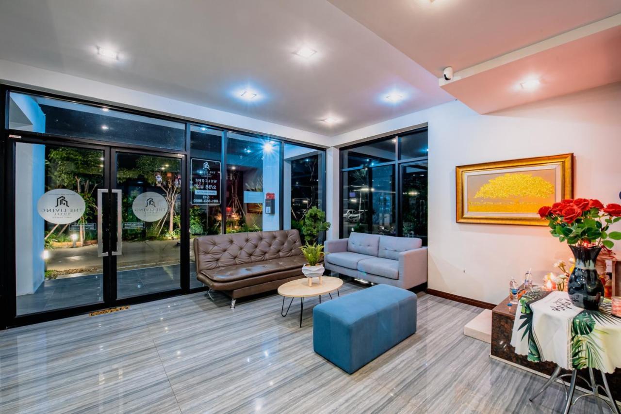 The Living Hotel Samutprakan バンボー エクステリア 写真