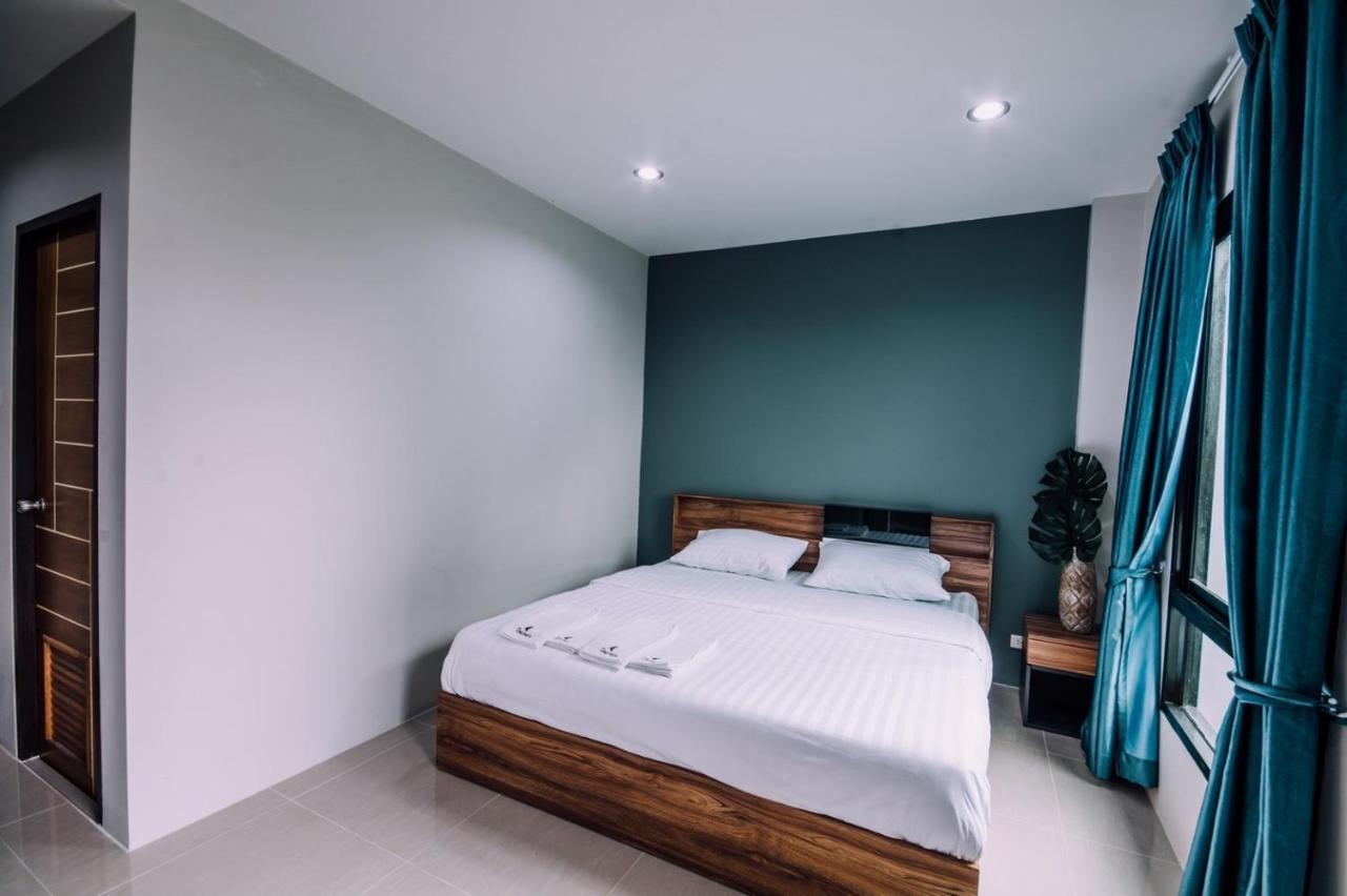 The Living Hotel Samutprakan バンボー エクステリア 写真