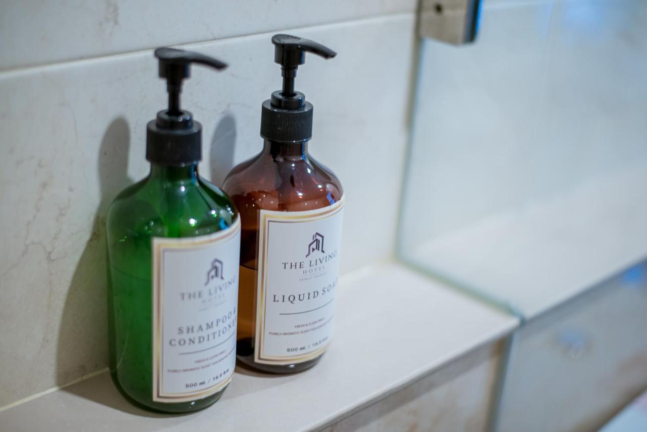 The Living Hotel Samutprakan バンボー エクステリア 写真